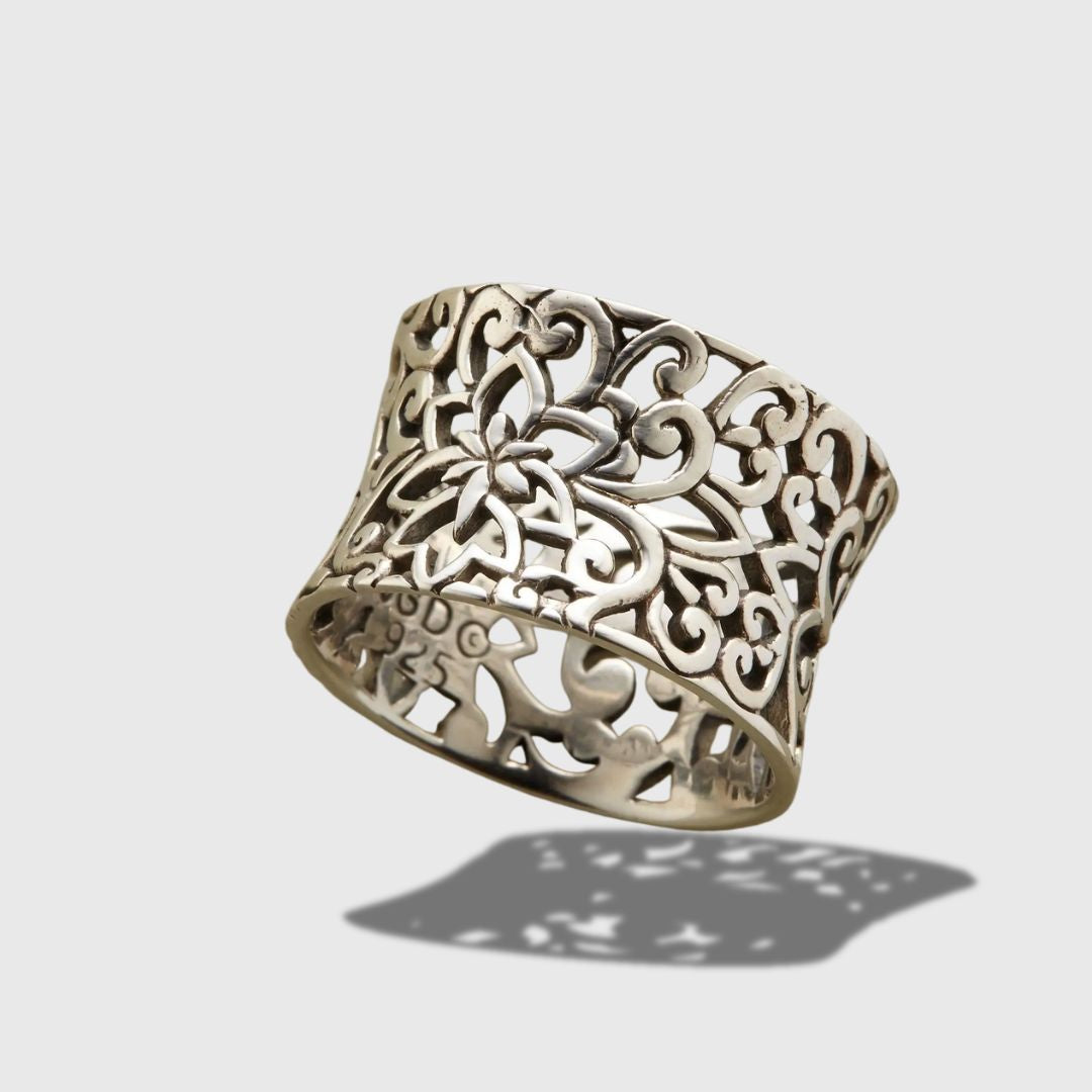 Bonnie - Bague creuse en argent vintage