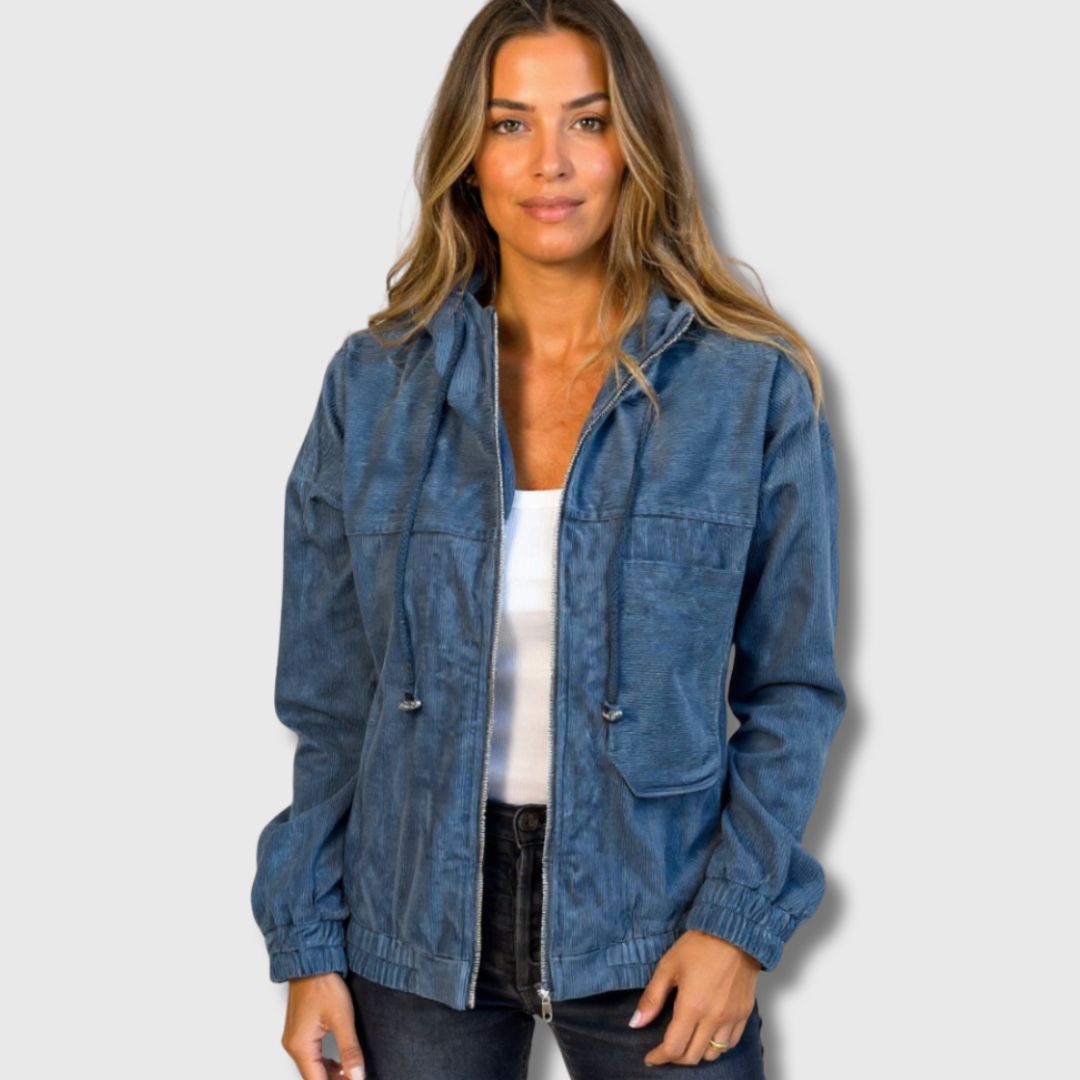 Alva - Veste à capuche tricotée